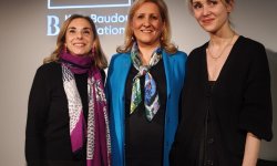 Art and antiques dealing as a profession: contemporary challenges