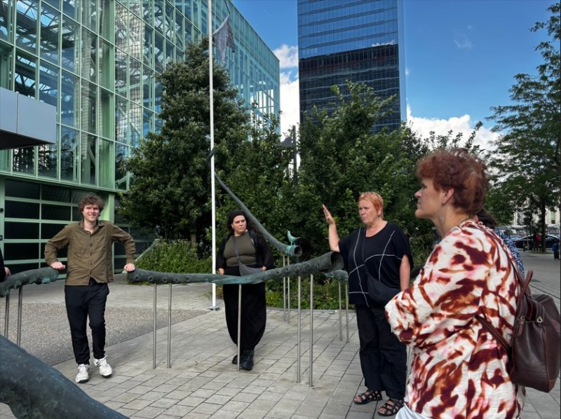 Art by Commission in Flanders: Policy, Practice, and Professionalisation