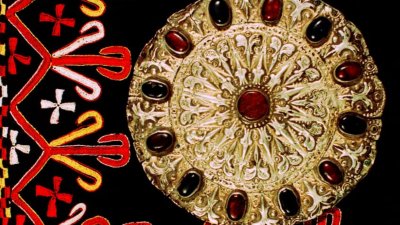 Turkmen Treasures Unveiled: A Journey Through Antique Jewellery, Tapestries, and Textiles